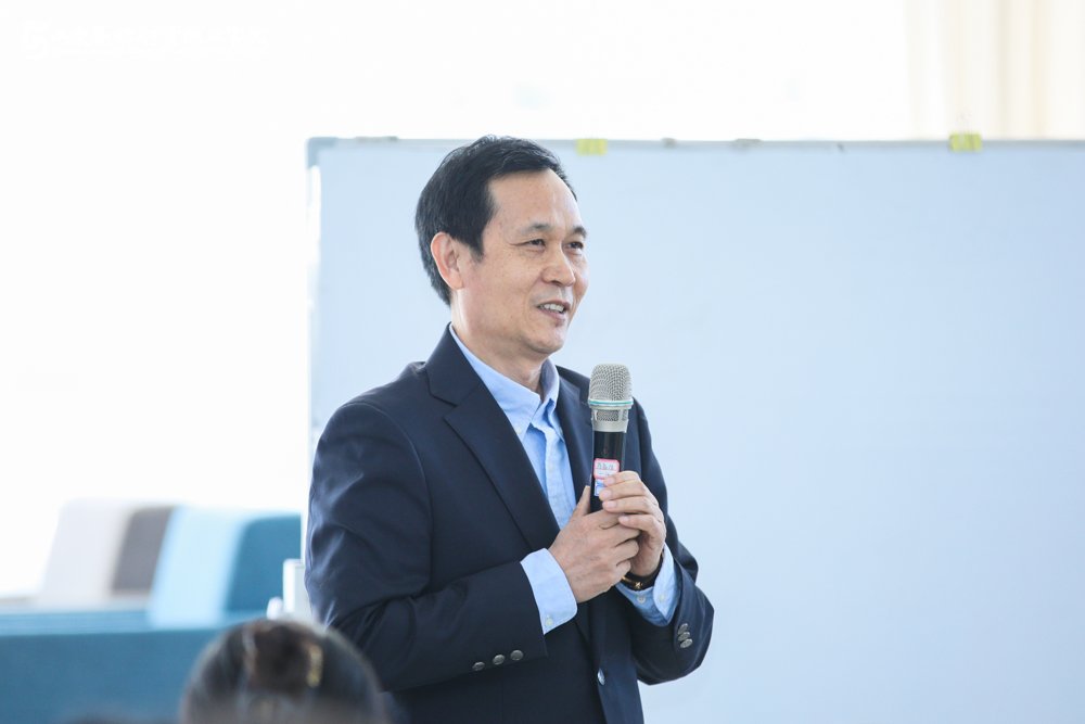 点击图片查看下一张