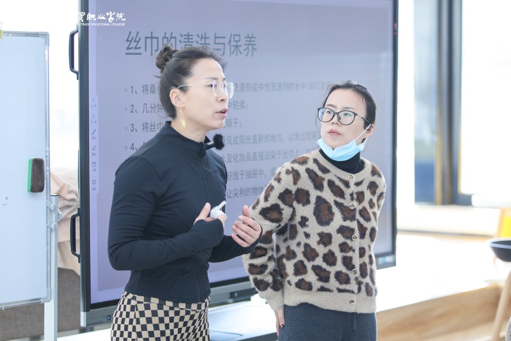 点击图片查看下一张