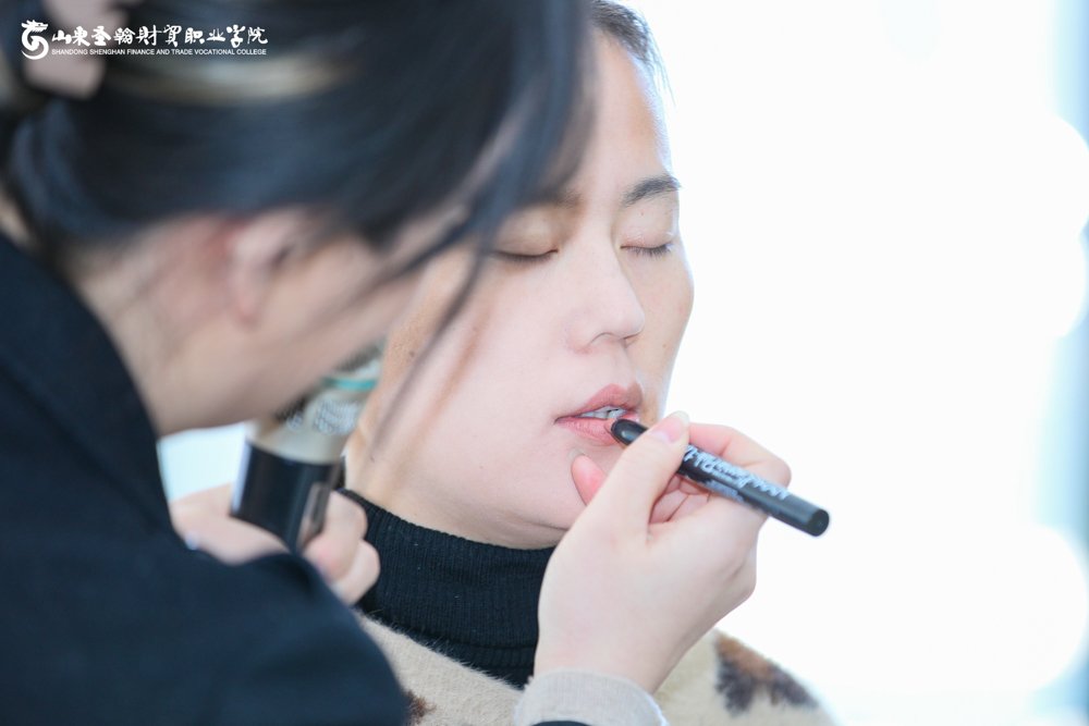 点击图片查看下一张