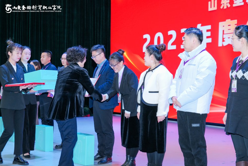 点击图片查看下一张
