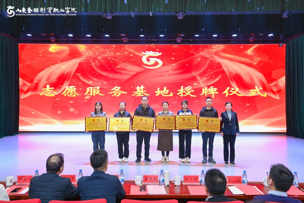 点击图片查看下一张