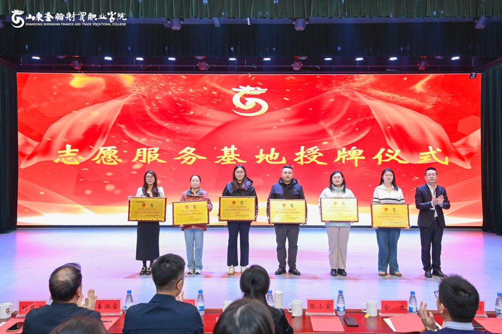 点击图片查看下一张