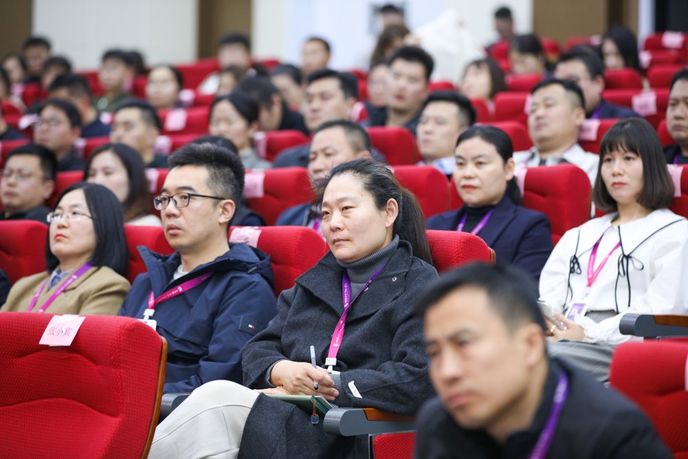 点击图片查看下一张